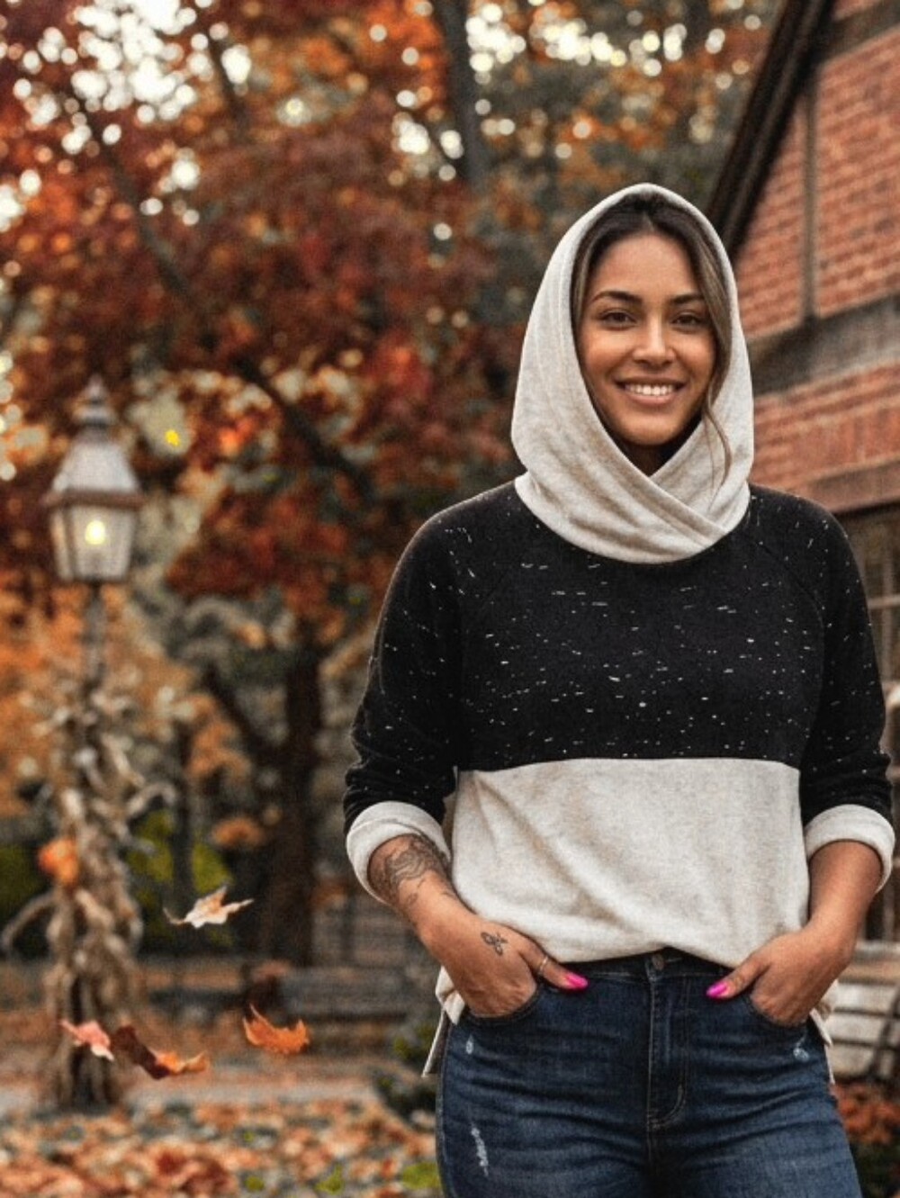 LuLaRoe Two-Tone Cowl 🍁 Hoodie Sweater - Black & Cream